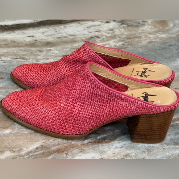 Women’s AMALFI Coral leather slip on mules- Size 7 - Picture 4 of 12